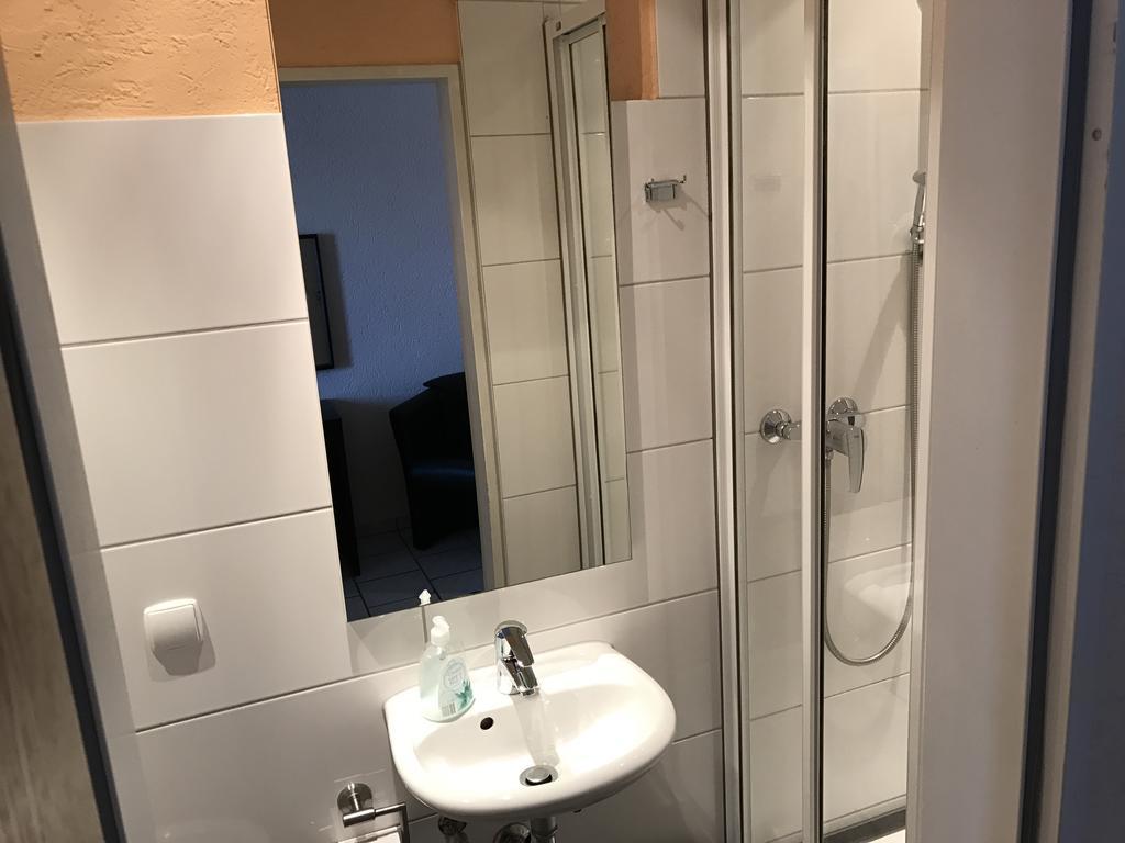 Hotel Rhein Inn ريماجين المظهر الخارجي الصورة